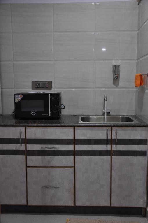 Hotel Av Comforts Settahalasūr Camera foto